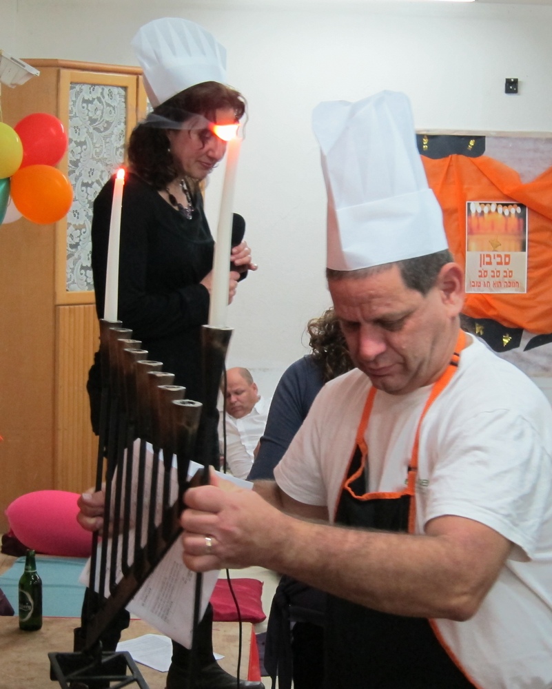 מסיבת חנוכה