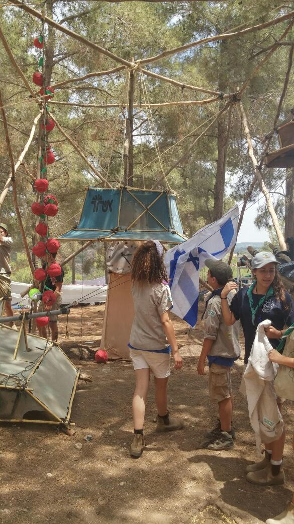 תורן1